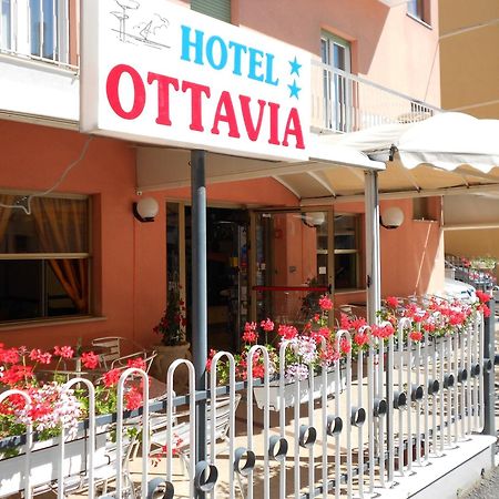 Hotel Ottavia ريميني المظهر الخارجي الصورة