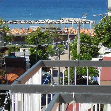 Hotel Ottavia ريميني المظهر الخارجي الصورة