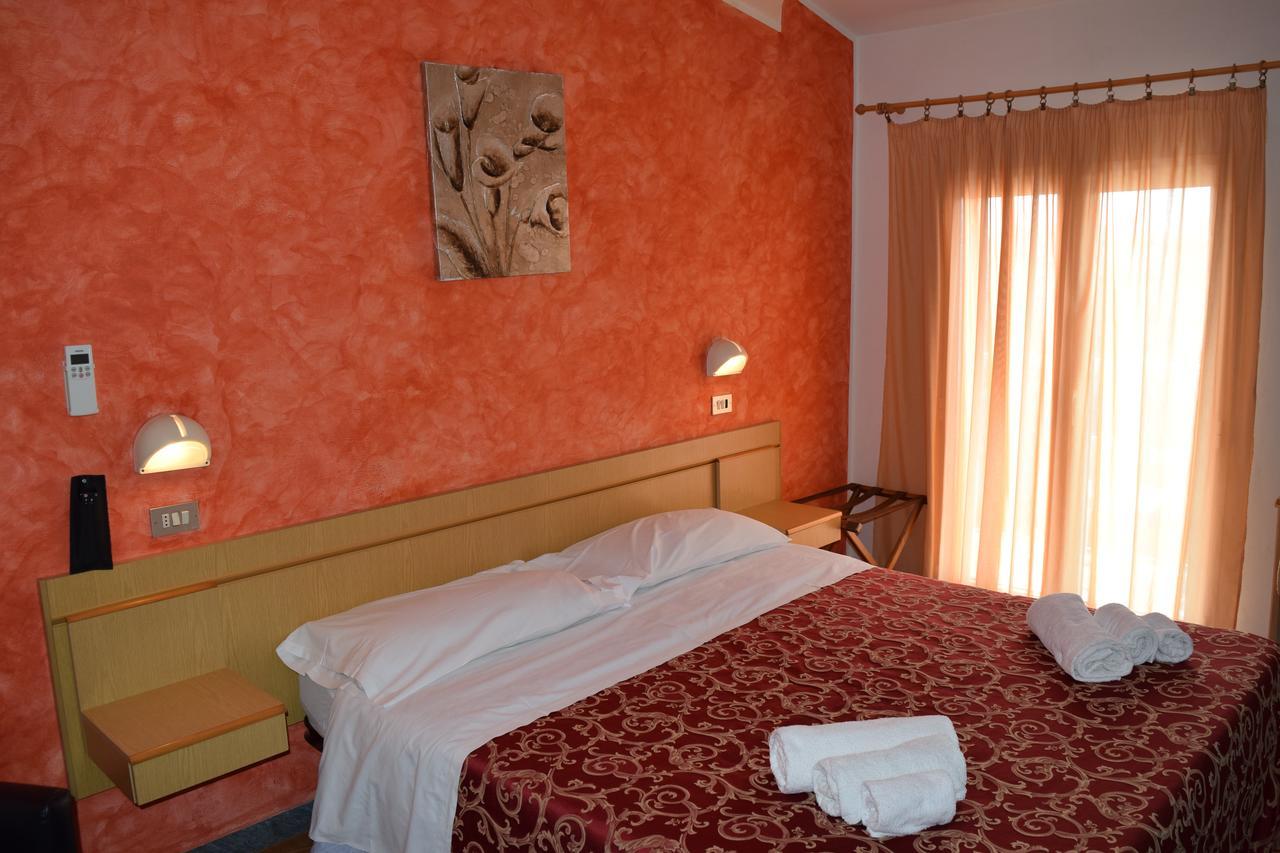 Hotel Ottavia ريميني المظهر الخارجي الصورة