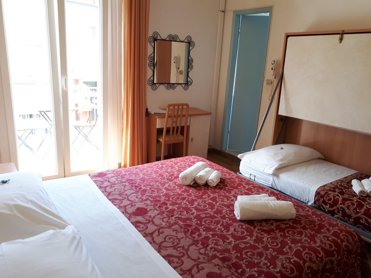 Hotel Ottavia ريميني المظهر الخارجي الصورة